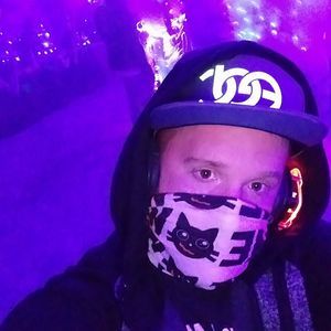 Meet your Posher, Dan